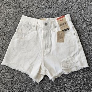 SOLD Levi's High Waisted Mom Shorts sz 24 White NWT